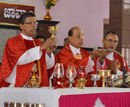Moodubelle: Rev. Dr. Gerald Isaac Lobo Concelebrates the Solemn Annual Feast Mass