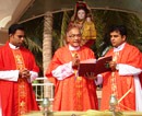Kalmady: Bishop pays Pastoral Visit to Stella Maris Church on Palm Sunday