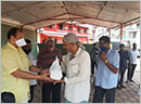 Mangaluru: MLC Ivan distributes rations to needy at Thodar; appeals rich to help poor