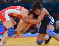 Wrestler Geeta crashes out of London Olympics