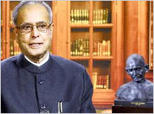 Independence Day speech: Elect a stable govt, Pranab Mukherjee says