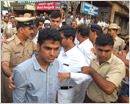 Mangalore: Cops thwart protest, arrest two victims, activists