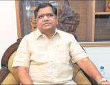 Budget on course, no threat to govt, says Shettar