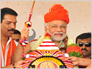 Mangalore: Congress – Burden on Nation; Narendra Modi at Bharata Gellisi Rally in City
