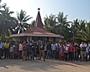 Udupi/M’Belle: Devotees on their 12th Paadayatre to St. Lawrence Basilica, Attur-Karkala
