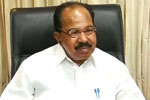 Bangalore: Miraculous escape for Veerappa Moily