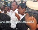 Mangalore: Protest against inconvenience at the Passport Office