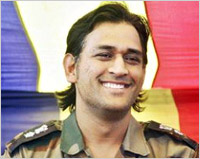My choice of captain would be me, says Dhoni