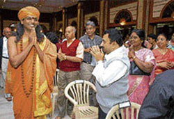 Search warrant against Nithyananda for his arrest