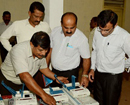 Mangalore: Regional Commissioner reviews working of EVMs