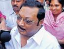 Karunanidhi expels son Alagiri from DMK