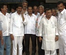 Mangalore: J R Lobo Solicits Voters to Vote for Congress for Better Governance