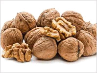Health benefits of munching on walnuts