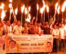 Hassan: KRV staged Torch-Lit Protest condemning attack on Kannadigas at Belgaum