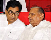 Samajwadi Party says coalgate ’bigger scam’ than 2G