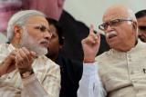 After the sulk, Advani endorses Modi