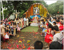 Mumbai: Konkans celebrate Monti Fest at Sacred Heart Church, Mahakali, Andheri (E)