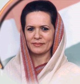 Sonia hailed for showing Mamata her place